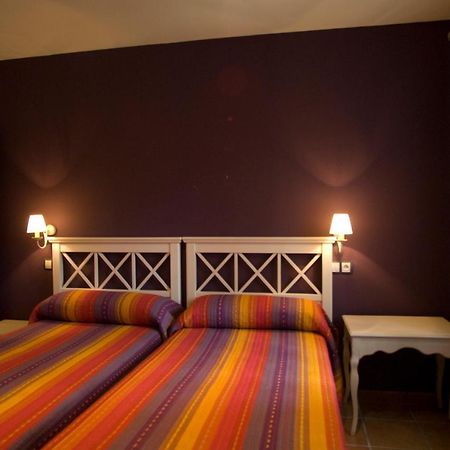 Hotel Rural Los Arguellos Lugueros Екстериор снимка