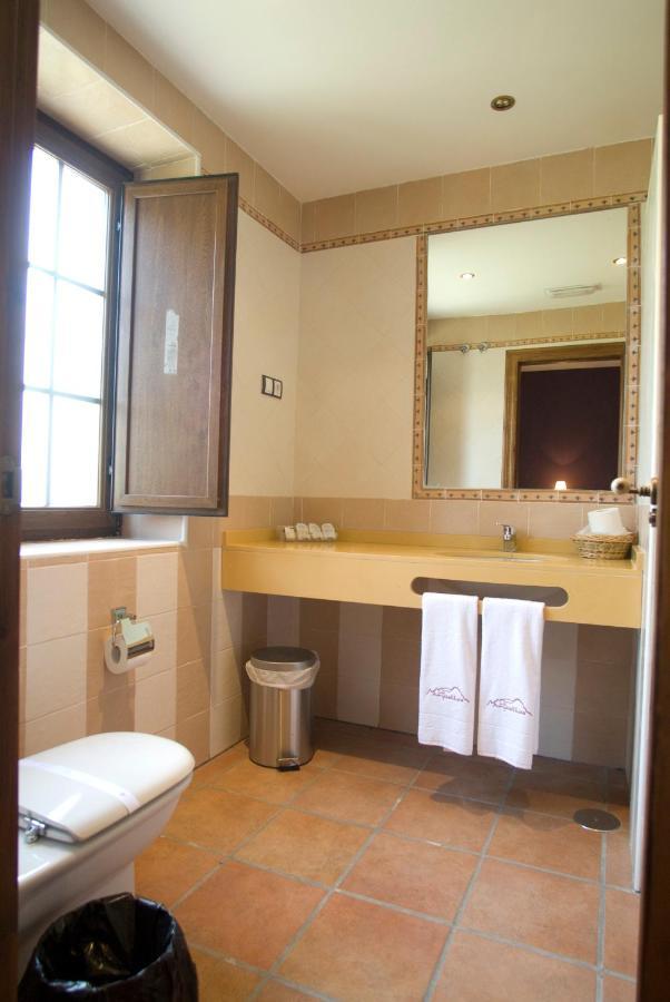 Hotel Rural Los Arguellos Lugueros Екстериор снимка