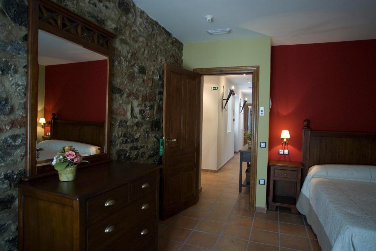Hotel Rural Los Arguellos Lugueros Екстериор снимка