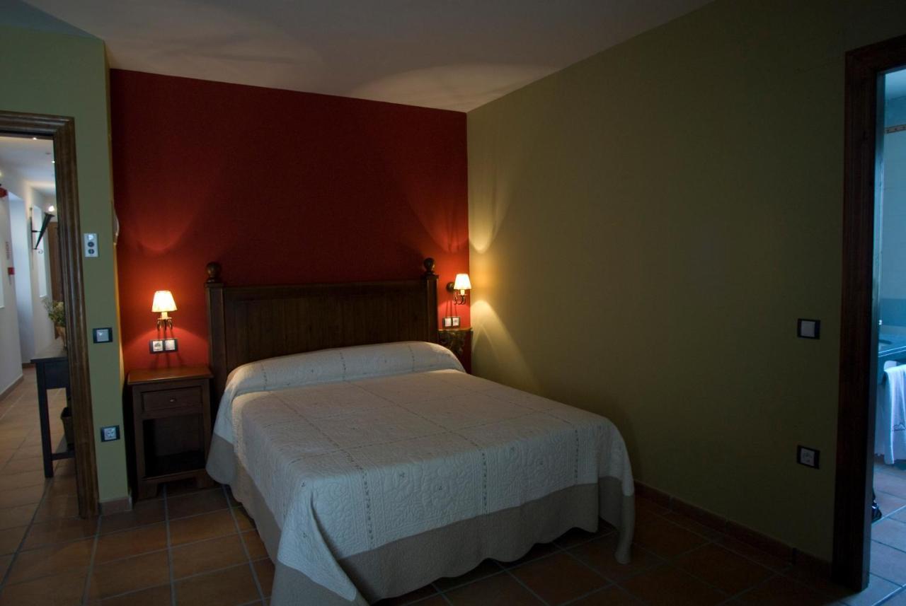 Hotel Rural Los Arguellos Lugueros Екстериор снимка