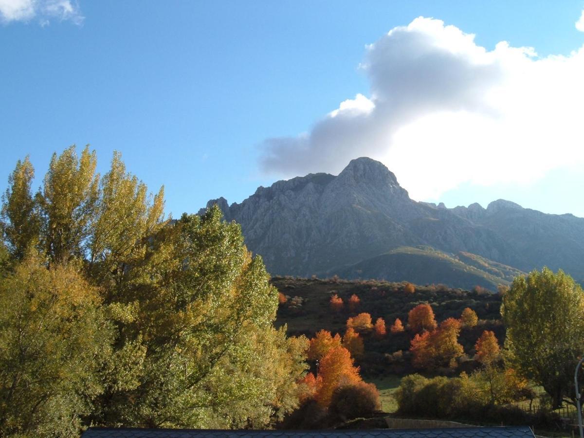 Hotel Rural Los Arguellos Lugueros Екстериор снимка