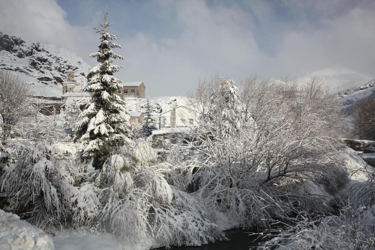 Hotel Rural Los Arguellos Lugueros Екстериор снимка